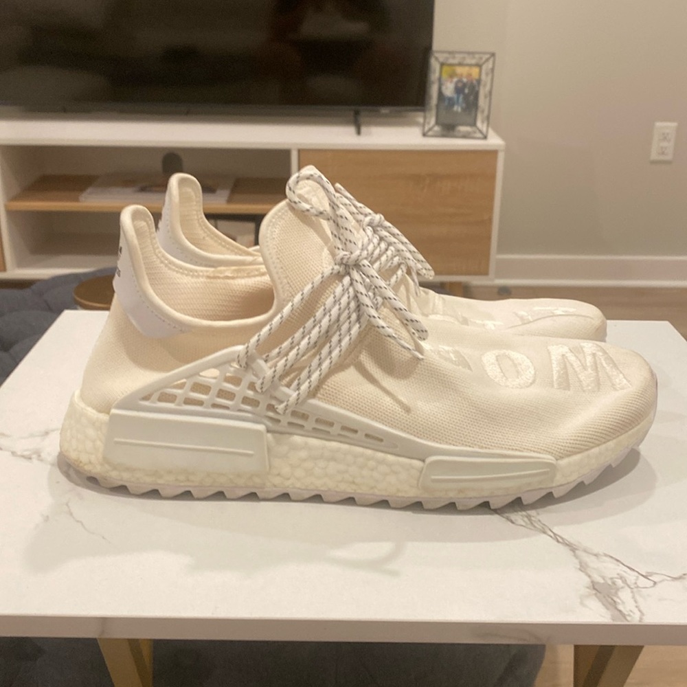 Adidas Pharrell Williams WORL PEACE sneakers size 13 white